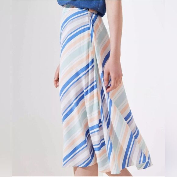 LOFT Blue & White Diagonal Stripe A Line Midi Skirt Size 6 - Picture 2 of 10